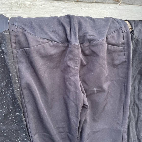 Maternity clothing bundle - Picture 9 of 11